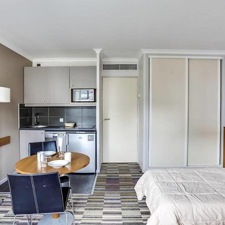 GuestReady - Cozy Studio near Porte de Versailles Metro Issy-les-Moulineaux Extérieur photo